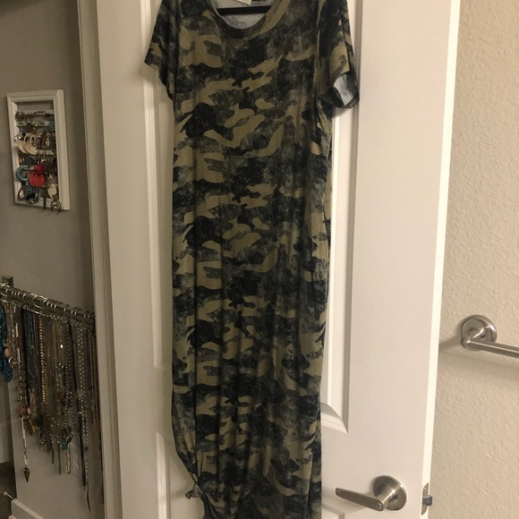 Maxi dress - Picture 3 of 5